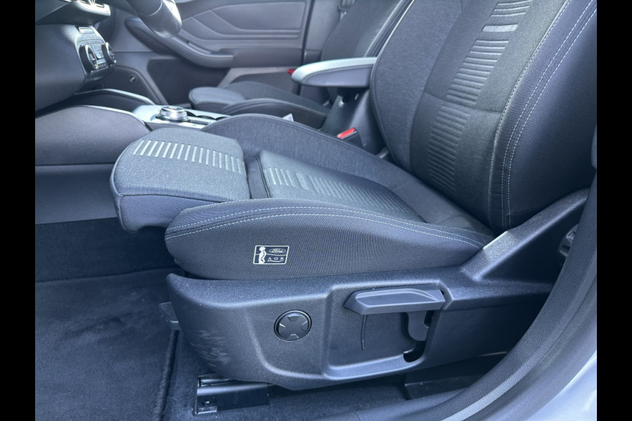 Ford FOCUS Wagon 1.5 150pk EcoB. Active Automaat | Trekhaak | Winterpack | LED |