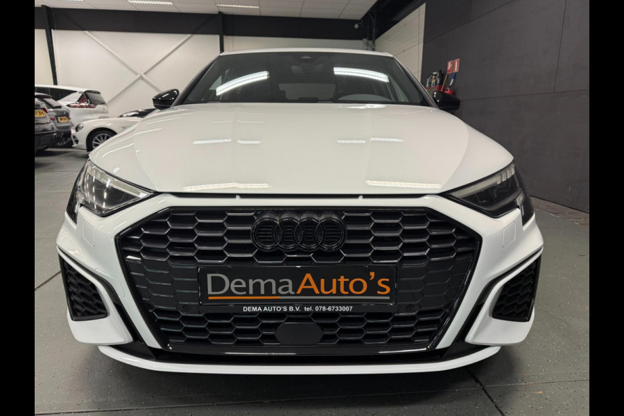 Audi A3 Sportback 40 TFSI e 2x S-LINE BLACK-LINE V-COCKPIT/NAVI/LED/DAB/CARPLAY/ECC/PDC/A-CRUISE/// Audi A3 Sportback 40 TFSI e 2x S-LINE BLACK-LINE V-COCKPIT/NAVI/LED/DAB/CARPLAY/ECC/PDC/A-CRUISE///