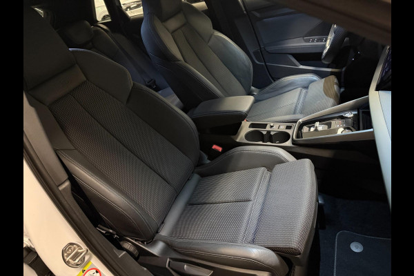 Audi A3 Sportback 40 TFSI e 2x S-LINE BLACK-LINE V-COCKPIT/NAVI/LED/DAB/CARPLAY/ECC/PDC/A-CRUISE/// Audi A3 Sportback 40 TFSI e 2x S-LINE BLACK-LINE V-COCKPIT/NAVI/LED/DAB/CARPLAY/ECC/PDC/A-CRUISE///
