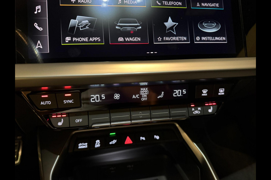 Audi A3 Sportback 40 TFSI e 2x S-LINE BLACK-LINE V-COCKPIT/NAVI/LED/DAB/CARPLAY/ECC/PDC/A-CRUISE/// Audi A3 Sportback 40 TFSI e 2x S-LINE BLACK-LINE V-COCKPIT/NAVI/LED/DAB/CARPLAY/ECC/PDC/A-CRUISE///