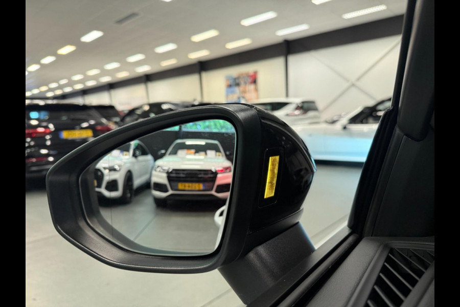 Audi A3 Sportback 40 TFSI e 2x S-LINE BLACK-LINE V-COCKPIT/NAVI/LED/DAB/CARPLAY/ECC/PDC/A-CRUISE/// Audi A3 Sportback 40 TFSI e 2x S-LINE BLACK-LINE V-COCKPIT/NAVI/LED/DAB/CARPLAY/ECC/PDC/A-CRUISE///