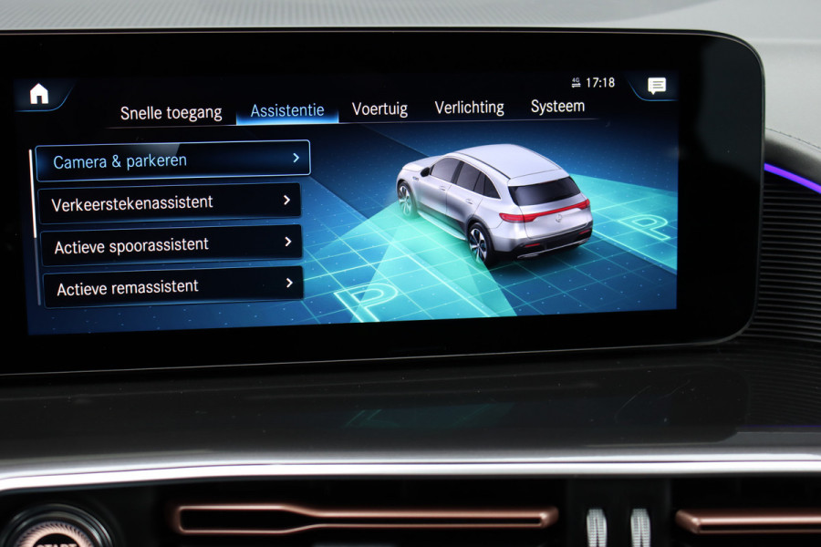 Mercedes-Benz EQC 400 4MATIC AMG Line 80 kWh | Schuifdak | Distronic+ | HUD | Memory | Camera | Keyless Go | Rijassistentiepakket | Advanced Sound System | Zonnerollo's |