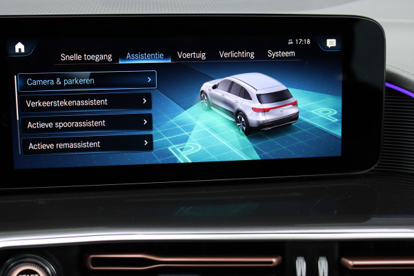 Mercedes-Benz EQC 400 4MATIC AMG Line 80 kWh | Schuifdak | Distronic+ | HUD | Memory | Camera | Keyless Go | Rijassistentiepakket | Advanced Sound System | Zonnerollo's |