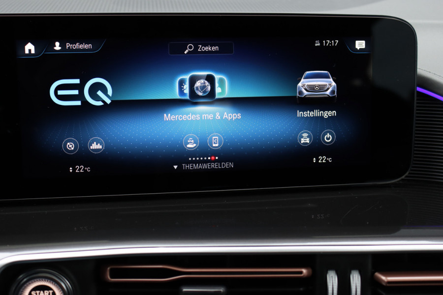 Mercedes-Benz EQC 400 4MATIC AMG Line 80 kWh | Schuifdak | Distronic+ | HUD | Memory | Camera | Keyless Go | Rijassistentiepakket | Advanced Sound System | Zonnerollo's |