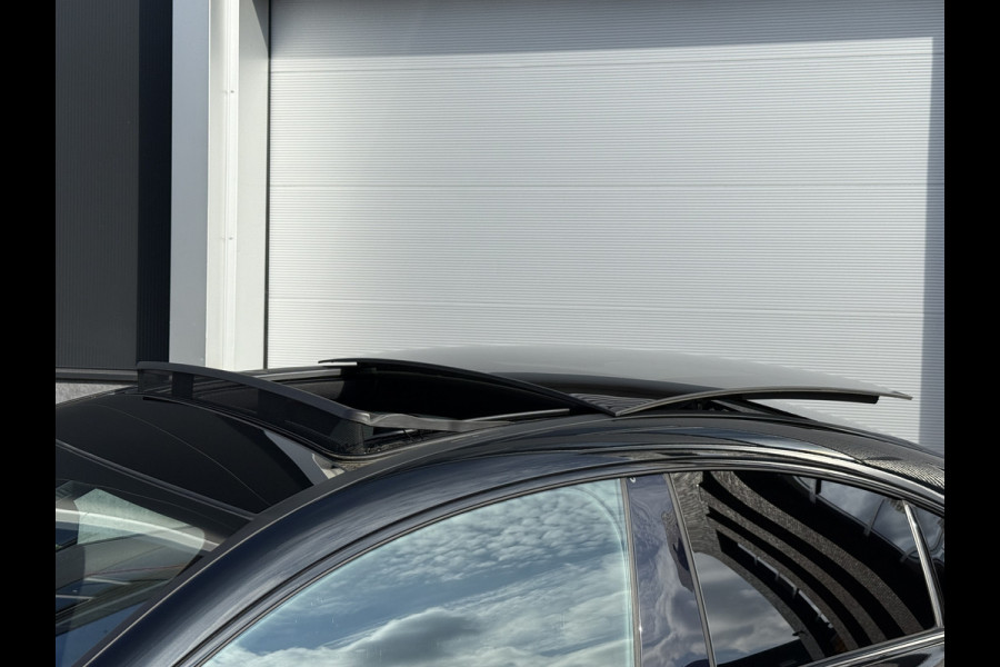 Mercedes-Benz CLA-Klasse 180 Advantage | AMG Pakket | Panoramadak | Widescreen