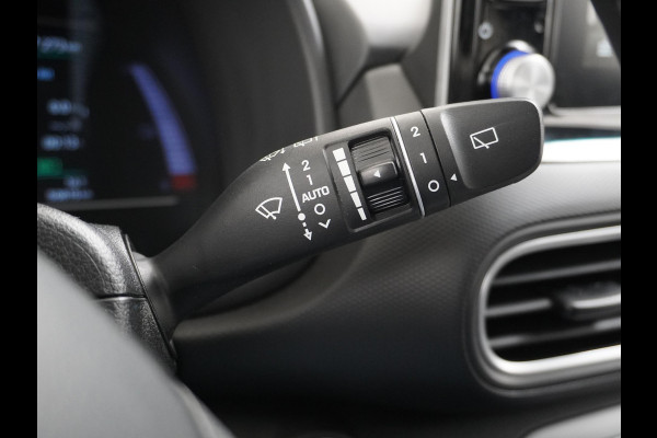 Hyundai Kona EV Fashion Design 39 kWh VAN: 17.900,- VOOR: 15.330,- UW HERFSTVOORDEEL: 2.570,- EURO 3 Fase Lader | Krell Audio – Dealer Onderhouden & Rijklaar met 12 mnd BOVAG Garantie!