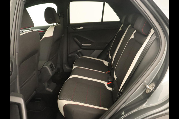 Volkswagen T-Roc 1.0 TSI Sport | Stoelverwarming | Camera | Virtual Cockpit | Adaptive cruise | DAB | Full LED | Climate control | Getint glas