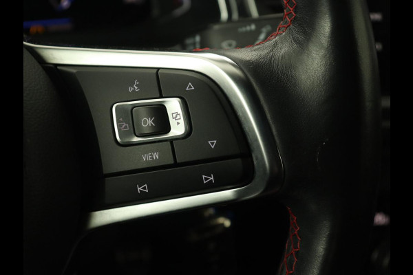 Volkswagen T-Roc 1.0 TSI Sport | Stoelverwarming | Camera | Virtual Cockpit | Adaptive cruise | DAB | Full LED | Climate control | Getint glas