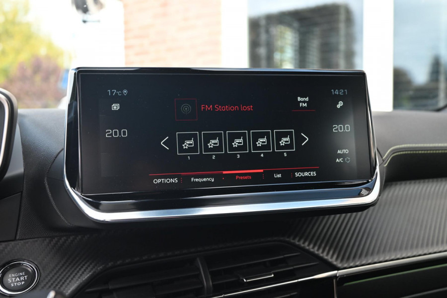Peugeot 2008 1.2 PureTech GT 131 PK Dealer o.h Keyless Camera Side-Assist LED 17''
