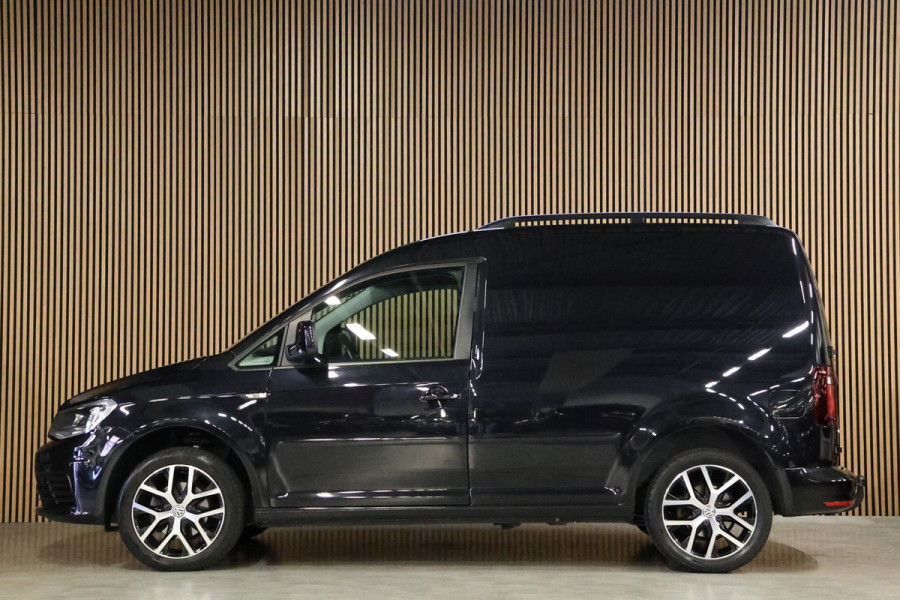Volkswagen Caddy 1.4 TSI DSG | Bi-Xenon | Navigatie | CarPlay | Cruise control | PDC | Trekhaak | Airco | DAB | Laadruimte bekleed | Nieuwe APK