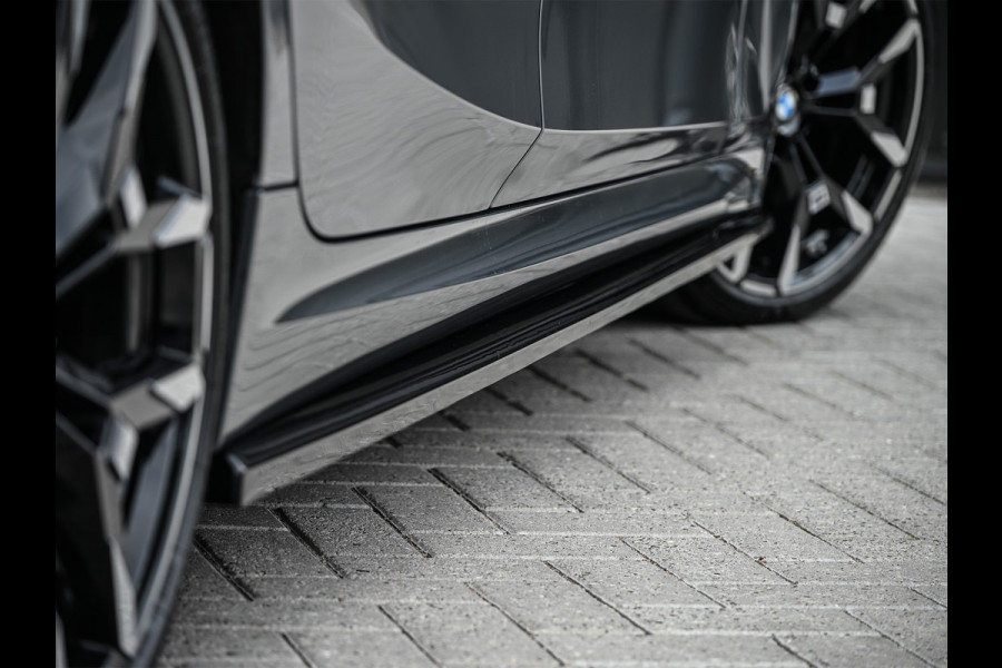 BMW 3 Serie Touring 330e xDrive M-SPORT | FACELIFT | ACCU 19,5 kWh | ACTIVE CRUISE | ELEKTR. TREKHAAK | HIFI AUDIO | SHADOW LINE | CAMERA |