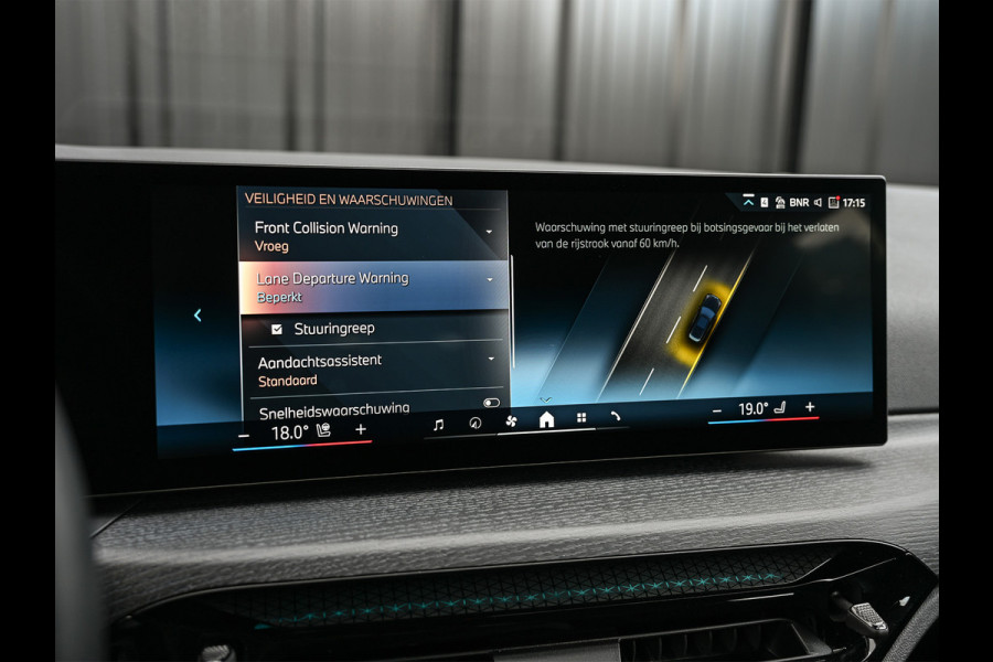 BMW 3 Serie Touring 330e xDrive M-SPORT | FACELIFT | ACCU 19,5 kWh | ACTIVE CRUISE | ELEKTR. TREKHAAK | HIFI AUDIO | SHADOW LINE | CAMERA |