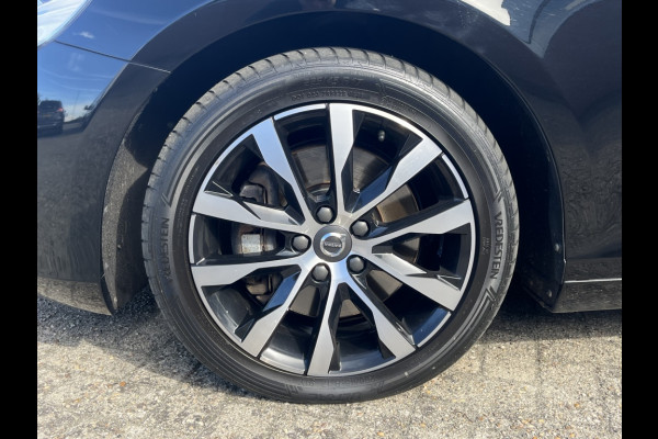 Volvo V40 1.5 T3 automaat, cruise, climate, pdc achter