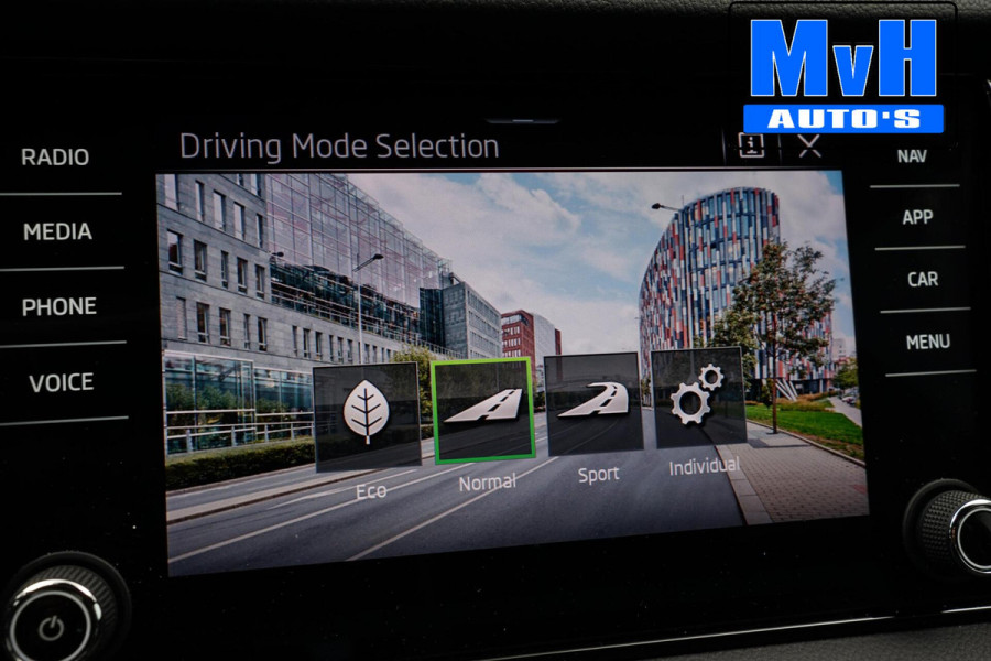 Škoda Kodiaq 1.5 TSI Sportline Business|LUXE!|VIRTUAL|CARBON
