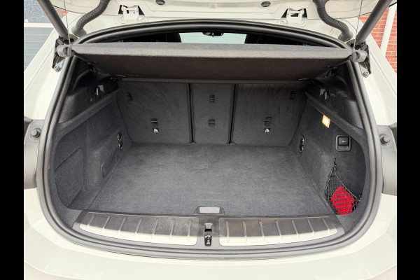 BMW X2 SDrive20i 192PK M Sport LED Pano HUD Trekhaak Camera