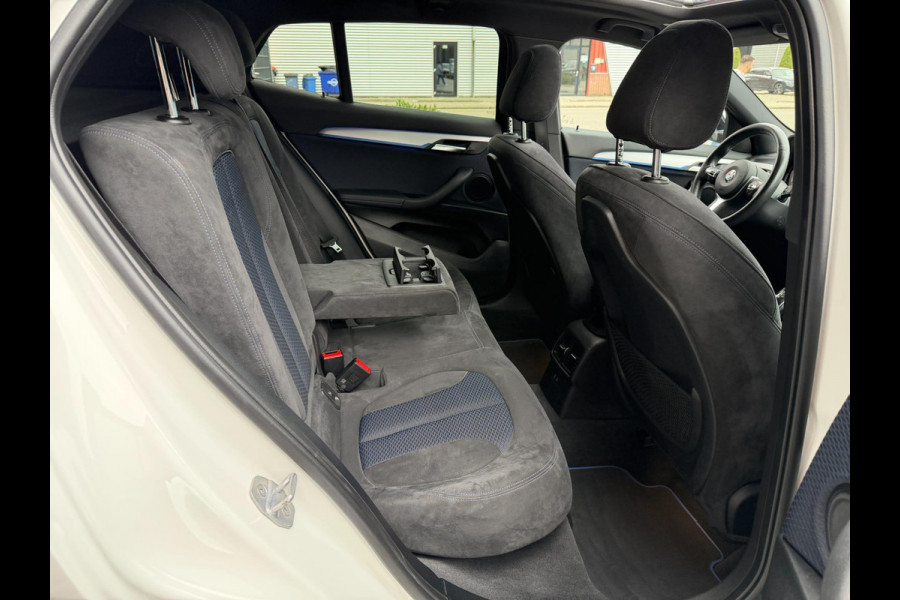 BMW X2 SDrive20i 192PK M Sport LED Pano HUD Trekhaak Camera