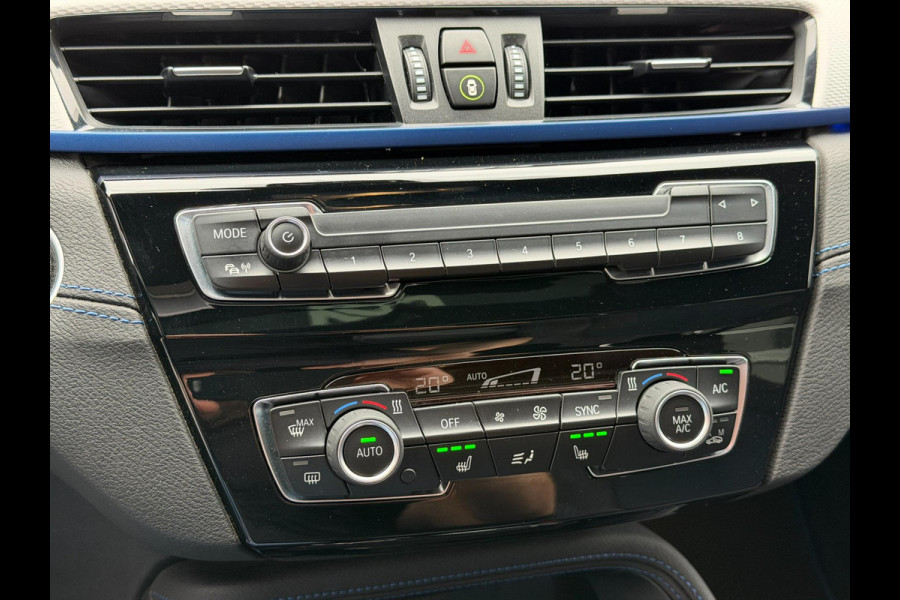 BMW X2 SDrive20i 192PK M Sport LED Pano HUD Trekhaak Camera
