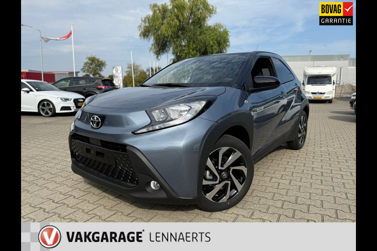 Toyota Aygo X 1.0 VVT-i S-CVT Pulse Automaat Bi-Tone (RIJKLAARPRIJS) Toyota Aygo X 1.0 VVT-i S-CVT Pulse Automaat Bi-Tone (RIJKLAARPRIJS)