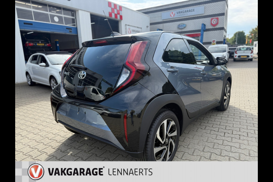 Toyota Aygo X 1.0 VVT-i S-CVT Pulse Automaat Bi-Tone (RIJKLAARPRIJS)