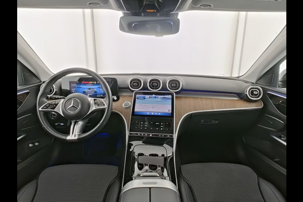 Mercedes-Benz C-Klasse Estate 300e AVANTGARDE ** LED, MBUX+, TREKH, NIGHT, 18-inch LMV, SPOOR-ASS ** 1e EIG - UNFALLFREI ** ** INFORMEER OOK NAAR ONZE AANTREKKELIJKE FINANCIAL-LEASE TARIEVEN **