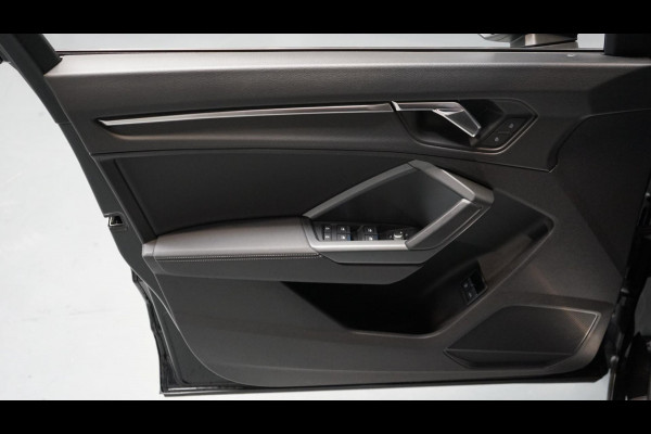 Audi Q3 Sportback 45 TFSI e 3x s-Line BLACK OPTIK AUTOMAAT-360 CAMERA-ACC-AUDI SOUND-KEYLESS-MATRIX-NAVIGATIE-VIRTUEEL