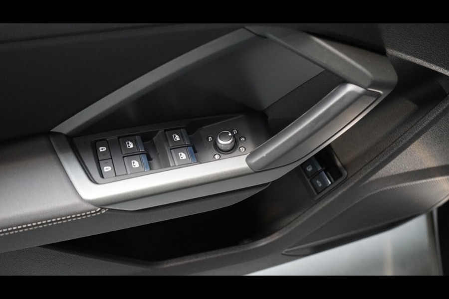 Audi Q3 Sportback 45 TFSI e 3x s-Line BLACK OPTIK AUTOMAAT-360 CAMERA-ACC-AUDI SOUND-KEYLESS-MATRIX-NAVIGATIE-VIRTUEEL