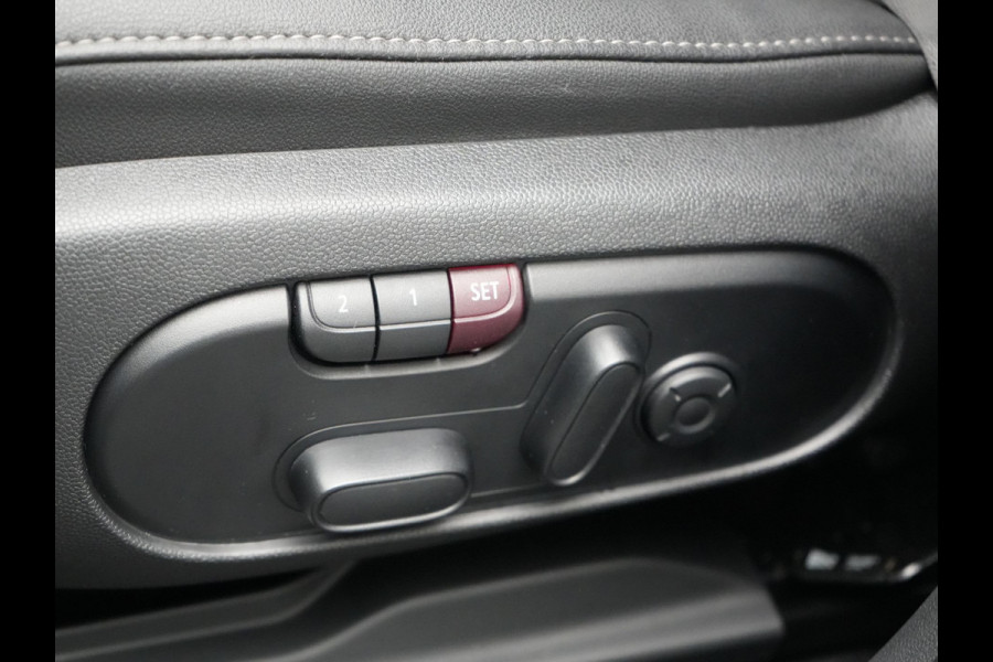 MINI Countryman 2.0 Cooper S E ALL4 MINI Yours 225pk Dealer O.H PHEV | Panodak | Head Up | Adaptive Cruise | Lederen Sportstoelen Memory & Verwarmd | Camera | Apple Carplay | Navigatie | Keyless | Virtual | DAB |