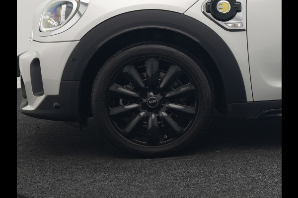 MINI Countryman 2.0 Cooper S E ALL4 MINI Yours 225pk Dealer O.H PHEV | Panodak | Head Up | Adaptive Cruise | Lederen Sportstoelen Memory & Verwarmd | Camera | Apple Carplay | Navigatie | Keyless | Virtual | DAB |