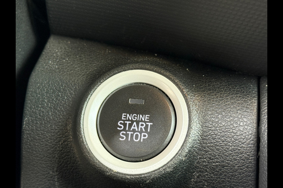 Hyundai Kona 1.6 GDI HEV Fashion Navi|Trekhaak|Camera|Dealer Onderhouden
