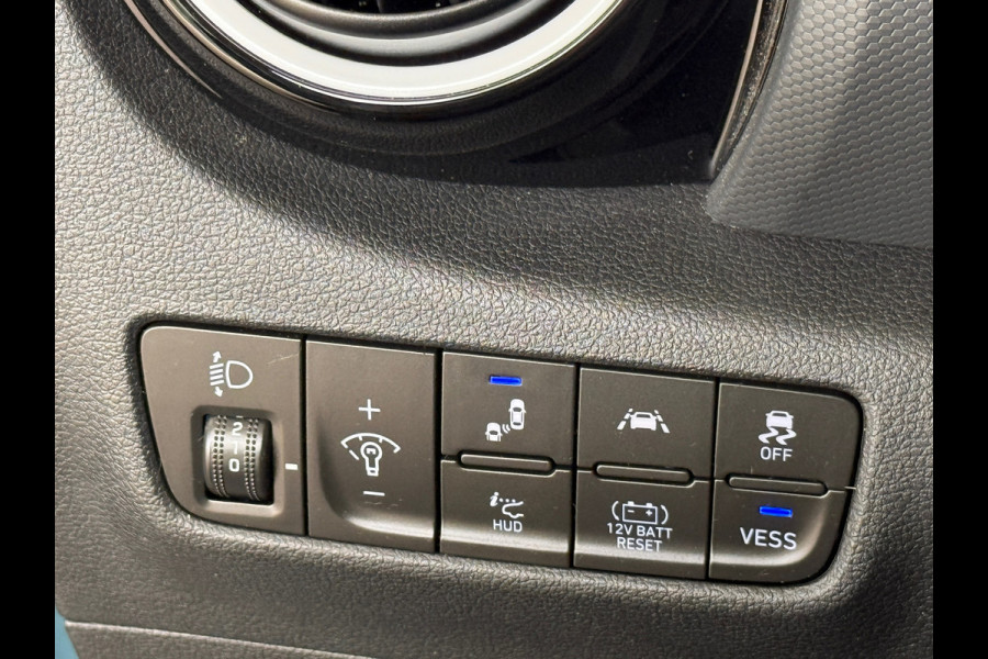 Hyundai Kona 1.6 GDI HEV Fashion Navi|Trekhaak|Camera|Dealer Onderhouden