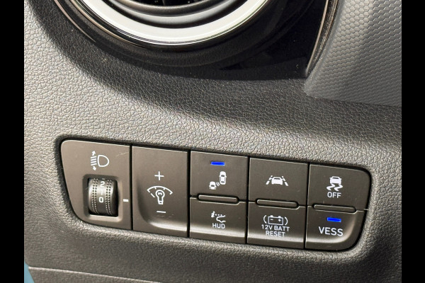 Hyundai Kona 1.6 GDI HEV Fashion Navi|Trekhaak|Camera|Dealer Onderhouden