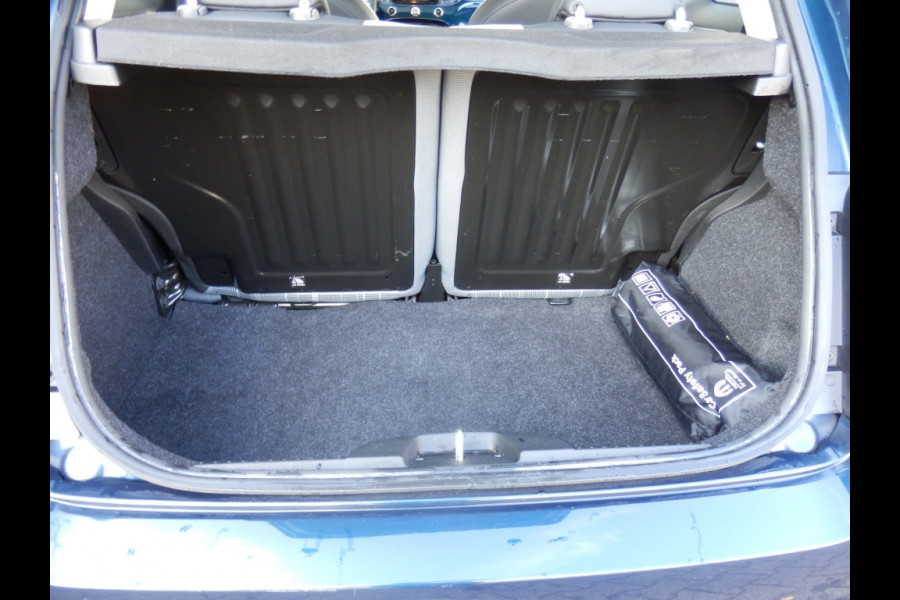 Fiat 500 80 pk. Collezione I Airco I 16 inch LM velgen I