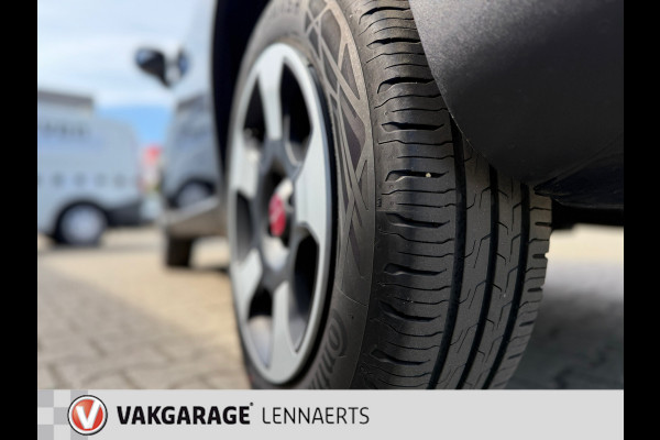 Fiat Panda 1.0 Hybrid CITY CROSS (BOVAG/RIJKLAARPRIJS) Fiat Panda 1.0 Hybrid CITY CROSS (BOVAG/RIJKLAARPRIJS)