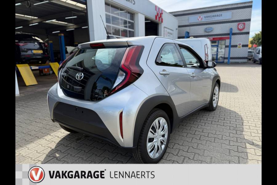 Toyota Aygo X 1.0 VVT-i S-CVT Play Automaat