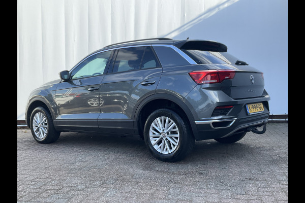 Volkswagen T-Roc 1.5 TSI Sport Trekhaak Automaat Adap.Cruise Navi Carplay PDC Stoelverw 49430KM!