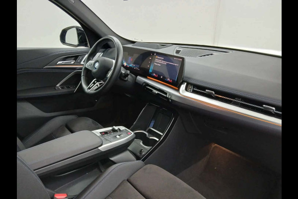 BMW X1 xDrive30e M-Sport Pano ACC Trekh HUD H/K 360-cam El-zetels