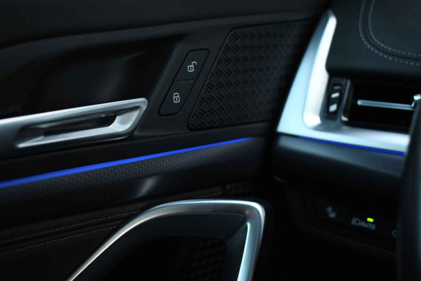 BMW X1 xDrive30e M-Sport Pano ACC Trekh HUD H/K 360-cam El-zetels