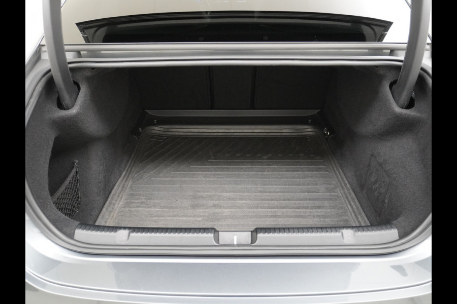 Mercedes-Benz EQE 350+ 91kWh Launch Edition Luxury Line Burmester® 3D Surround Sound Trekhaak Adap.Cruise Leder Memory Navi Ecc Camera Apple Carpl MBUX Premium Stoelverwarming Elek. Achterklep DAB+ Keyless 1e Eigenaar Origineel Nederlandse Auto