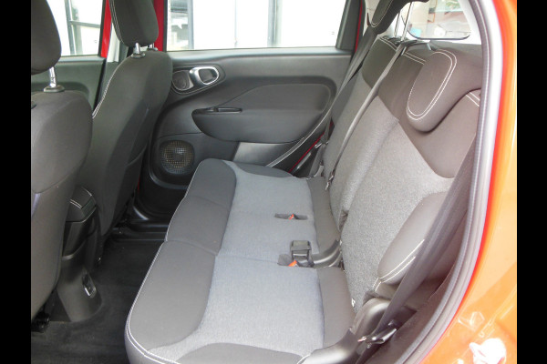 Fiat 500L 0.9 TwinAir CityCross Staat in De Krim