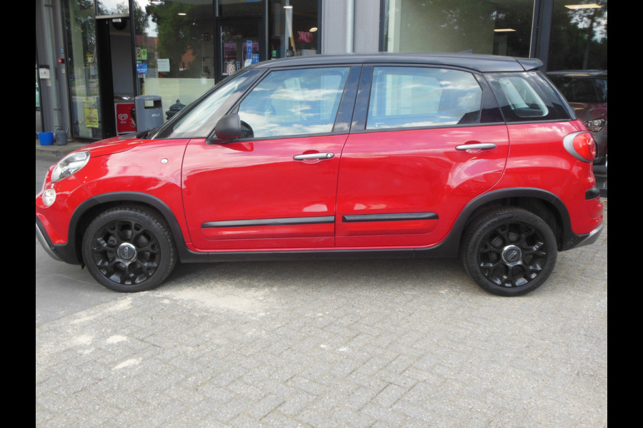 Fiat 500L 0.9 TwinAir CityCross Staat in De Krim