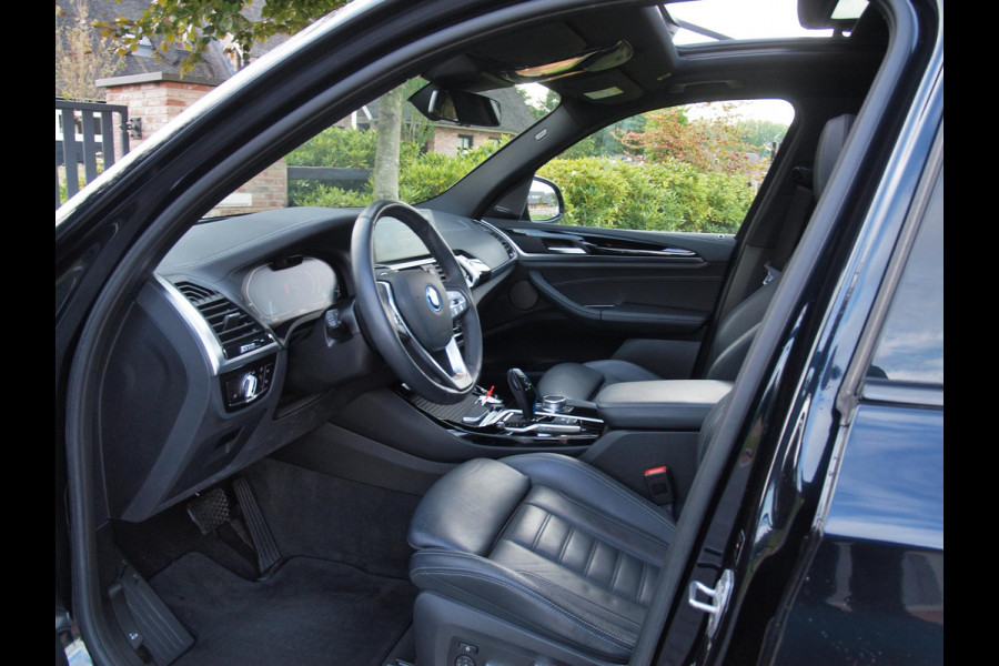 BMW iX3 High Executive 80 kWh | Panoramadak | Camera | Harman Kardon | Cruise Control | Head-up display |