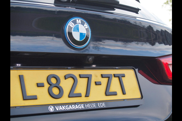 BMW iX3 High Executive 80 kWh | Panoramadak | Camera | Harman Kardon | Cruise Control | Head-up display |