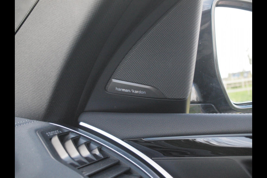 BMW iX3 High Executive 80 kWh | Panoramadak | Camera | Harman Kardon | Cruise Control | Head-up display |