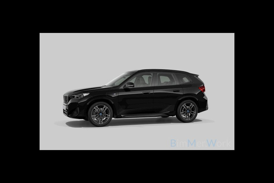 BMW X1 xDrive25e M-Sport Pano ACC 360 HUD 19inch Adp-onderstel BTW-auto