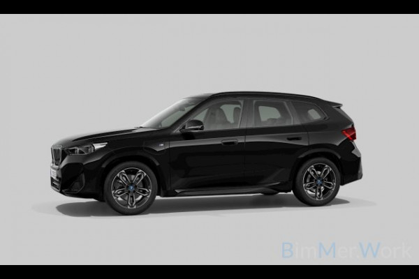 BMW X1 xDrive25e M-Sport Pano ACC 360 HUD 19inch Adp-onderstel BTW-auto