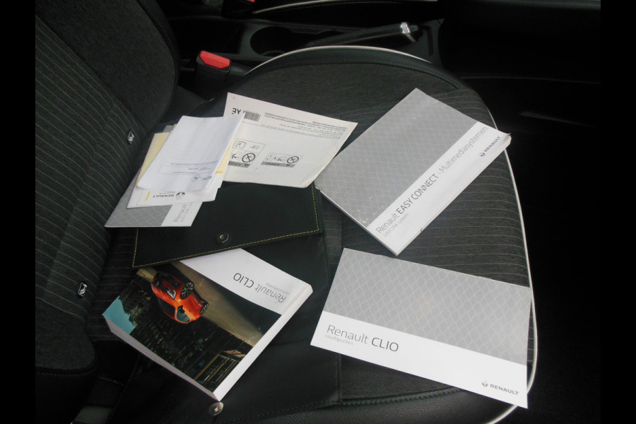 Renault Clio 1.0 TCe Intens Staat in Hoogeveen