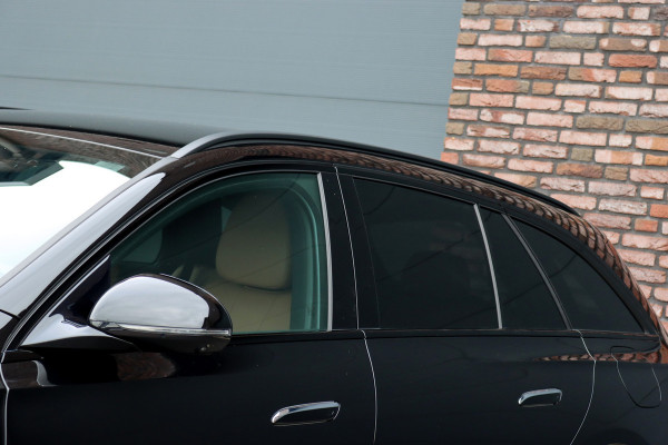 Mercedes-Benz E-Klasse Estate 300 e AMG Line Aut9 | Distronic | Trekhaak | Digital Light | Verwarmd Stuurwiel |  | Keyless Go | Leder | Surround Camera | Nightpakket | Achterbank Verwarmd |