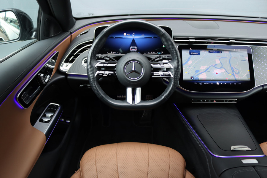 Mercedes-Benz E-Klasse Estate 300 e AMG Line Aut9 | Distronic | Trekhaak | Digital Light | Verwarmd Stuurwiel |  | Keyless Go | Leder | Surround Camera | Nightpakket | Achterbank Verwarmd |