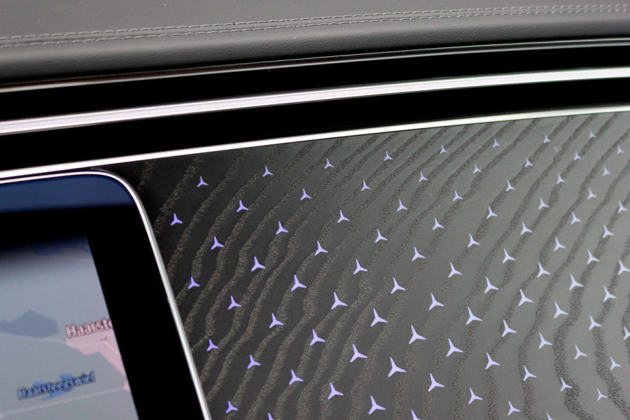 Mercedes-Benz E-Klasse Estate 300 e AMG Line Aut9 | Distronic | Trekhaak | Digital Light | Verwarmd Stuurwiel |  | Keyless Go | Leder | Surround Camera | Nightpakket | Achterbank Verwarmd |