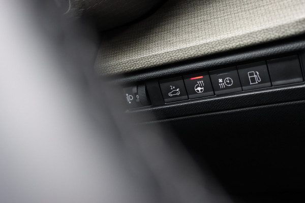 Citroën C5 X 1.6 Plug-in Hybrid 225 Shine | Panoramadak | Massage | Memory | Stoelventilatie | HUD | Surround Camera | Leder | Adaptive Cruise Control |